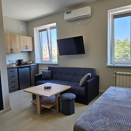 Am Hotel Jerevan Eksteriør billede