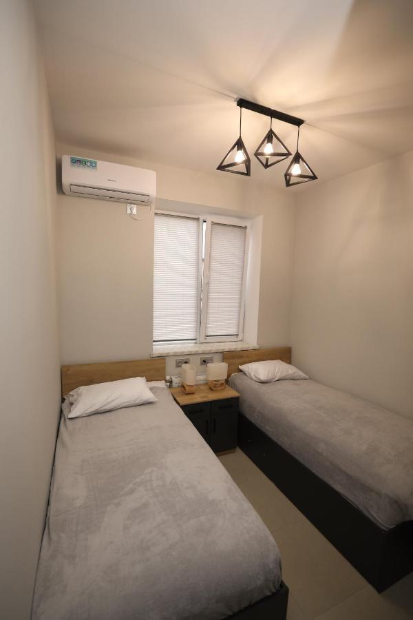 Am Hotel Jerevan Eksteriør billede